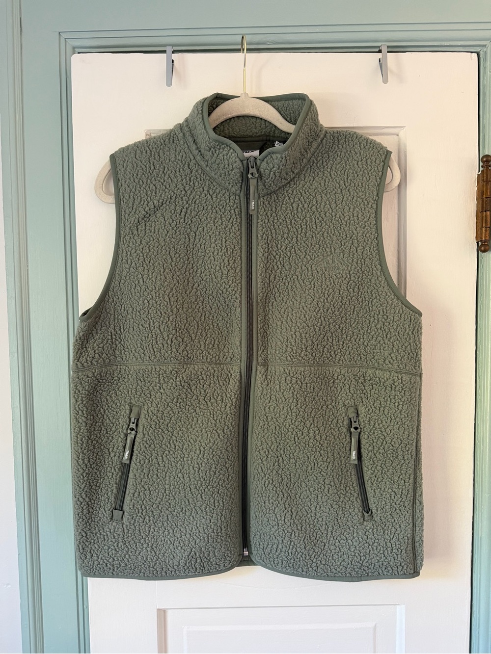 Aritzia TNA PolarTec Thermal Ridgeline Vest